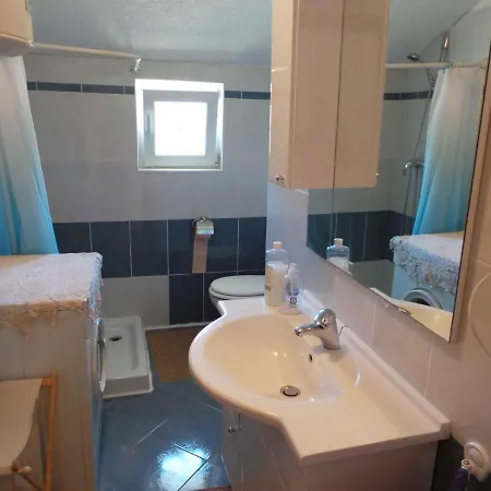 In Sveti Lovrec/istrien 27830 Apartment