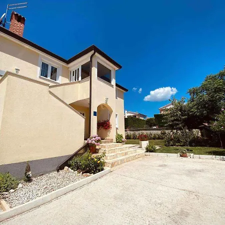 In Sveti Lovrec/istrien 27830 Apartman Sveti Lovreč Pazenatički